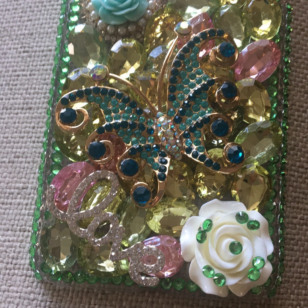 Phone case - Picture 2 of 4